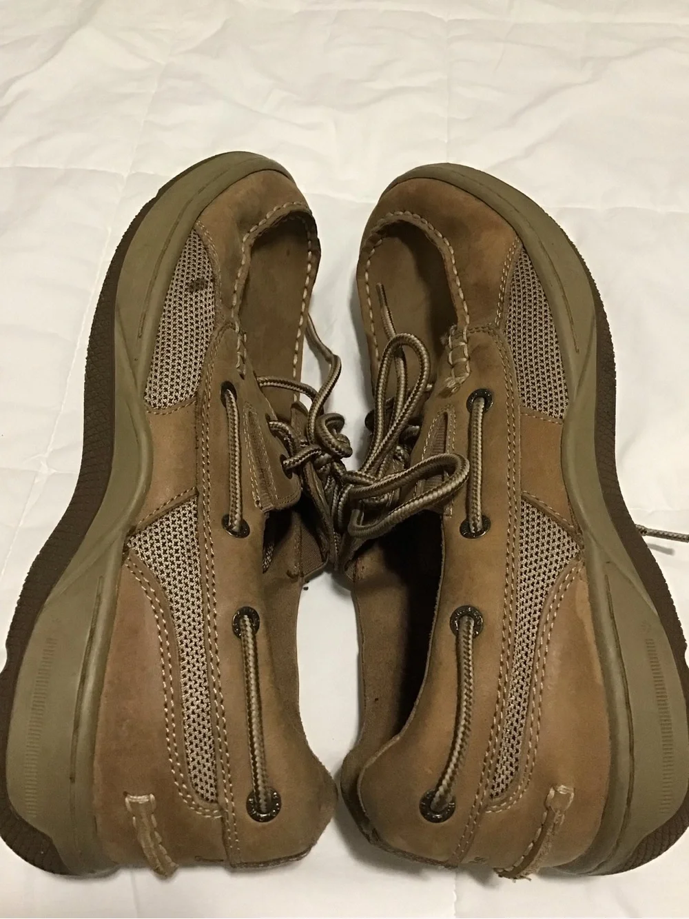 G.H. Bass & Co. Men's Tan Boat Shoes Size 9.5
